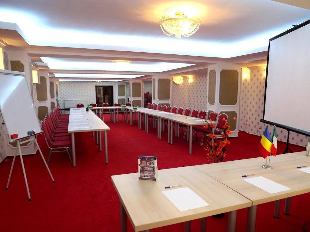 West Plaza Residence Bucarest Extérieur photo