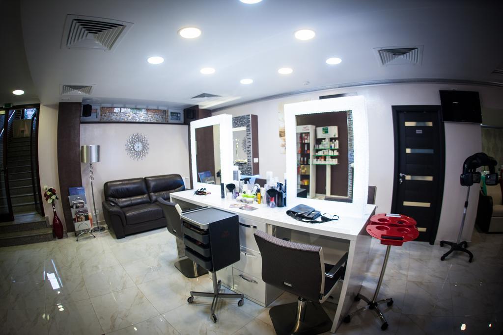 West Plaza Residence Bucarest Extérieur photo
