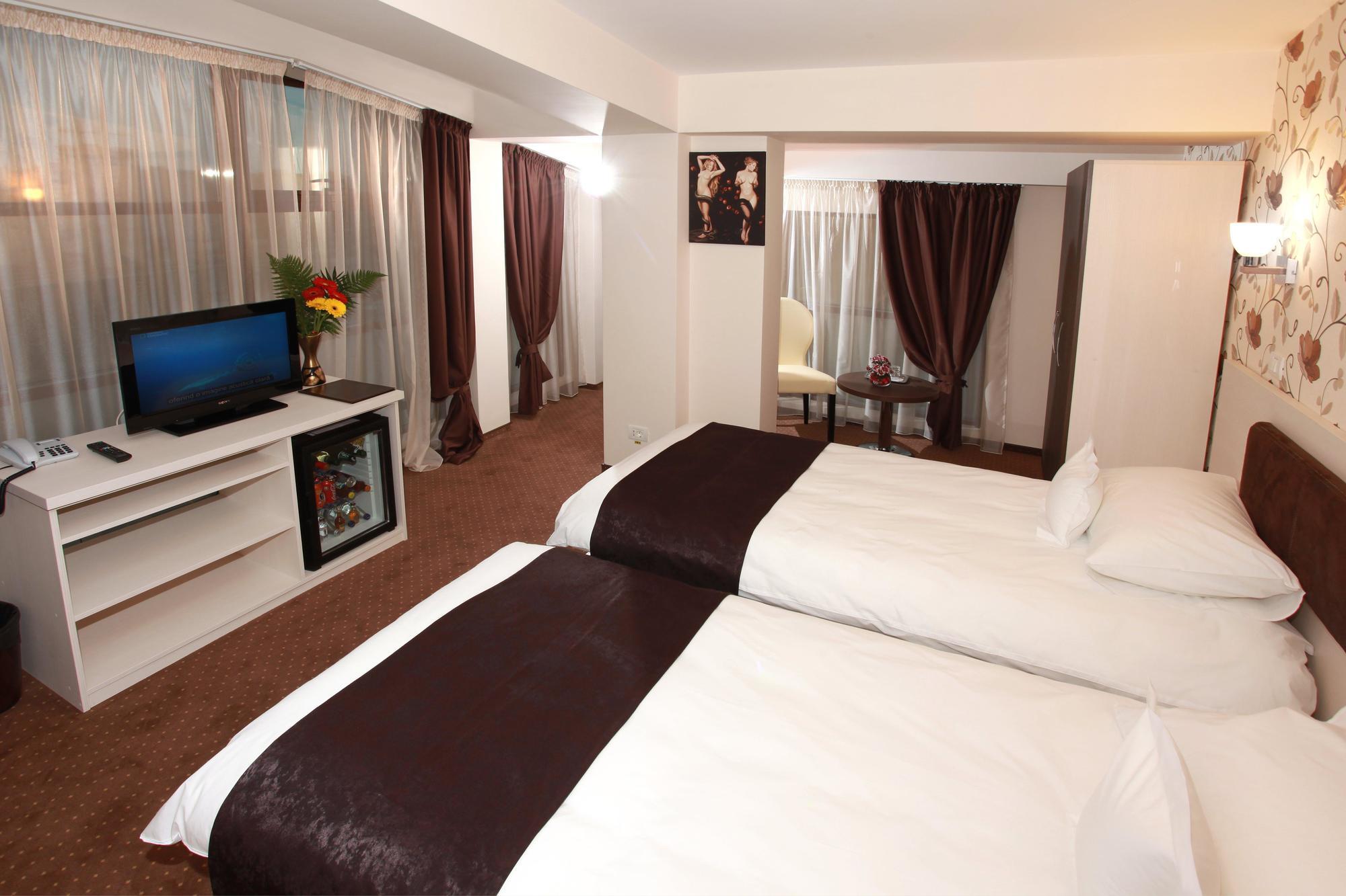 West Plaza Residence Bucarest Extérieur photo