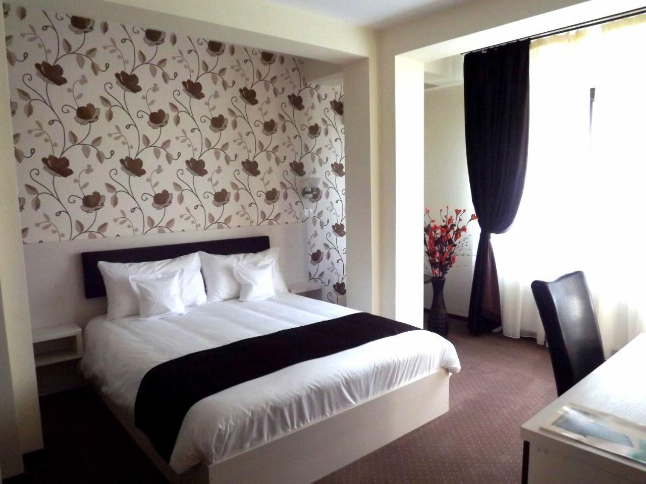 West Plaza Residence Bucarest Extérieur photo